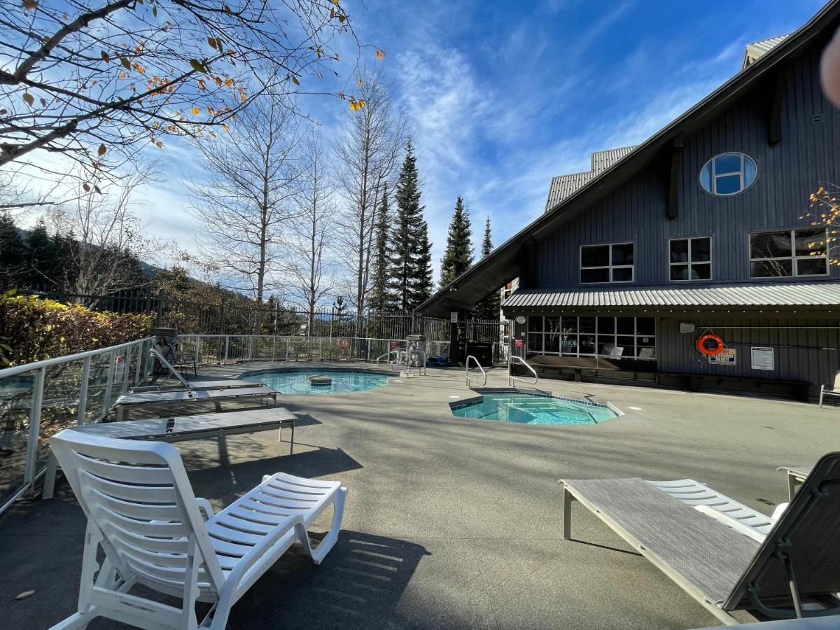 Best Ski In Ski Out Condo At Whistler Zewnętrze zdjęcie